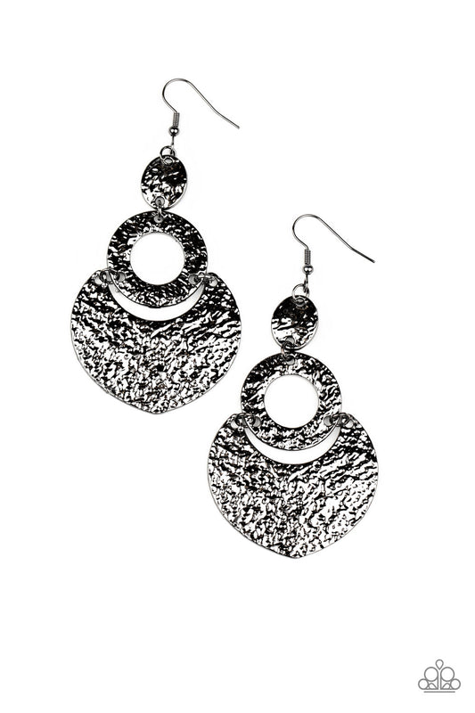 Shimmer Suite Black Earrings