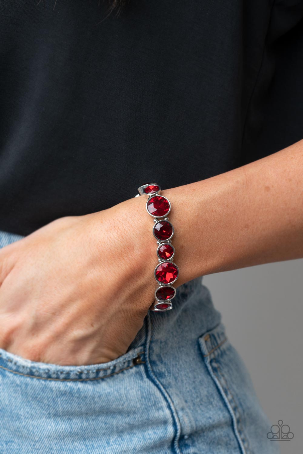 Twinkling Tease Red Bracelet