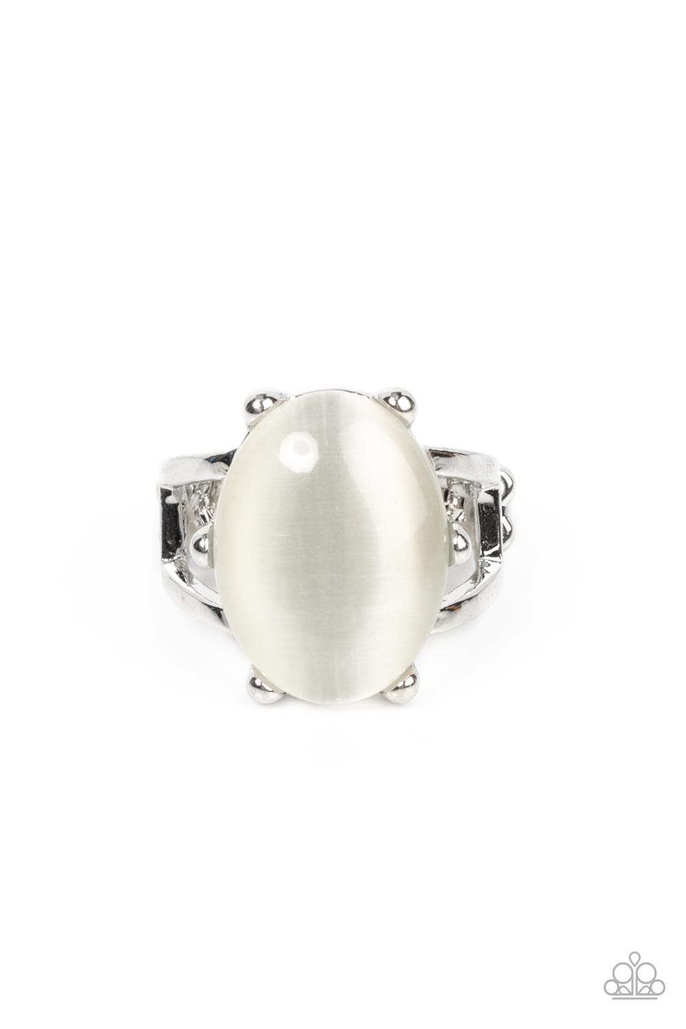 Papararazzi Enchantingly Everglades - White Ring